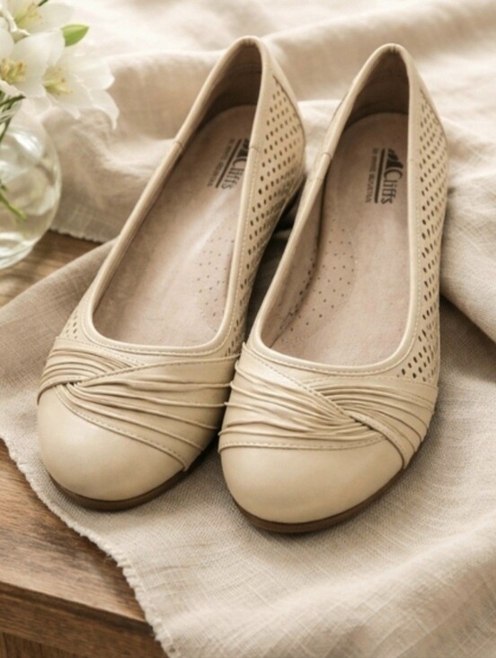Cliffs by WHITE MOUNTAIN Shoes - Cliffs By White Mountain 10M Womens Flats